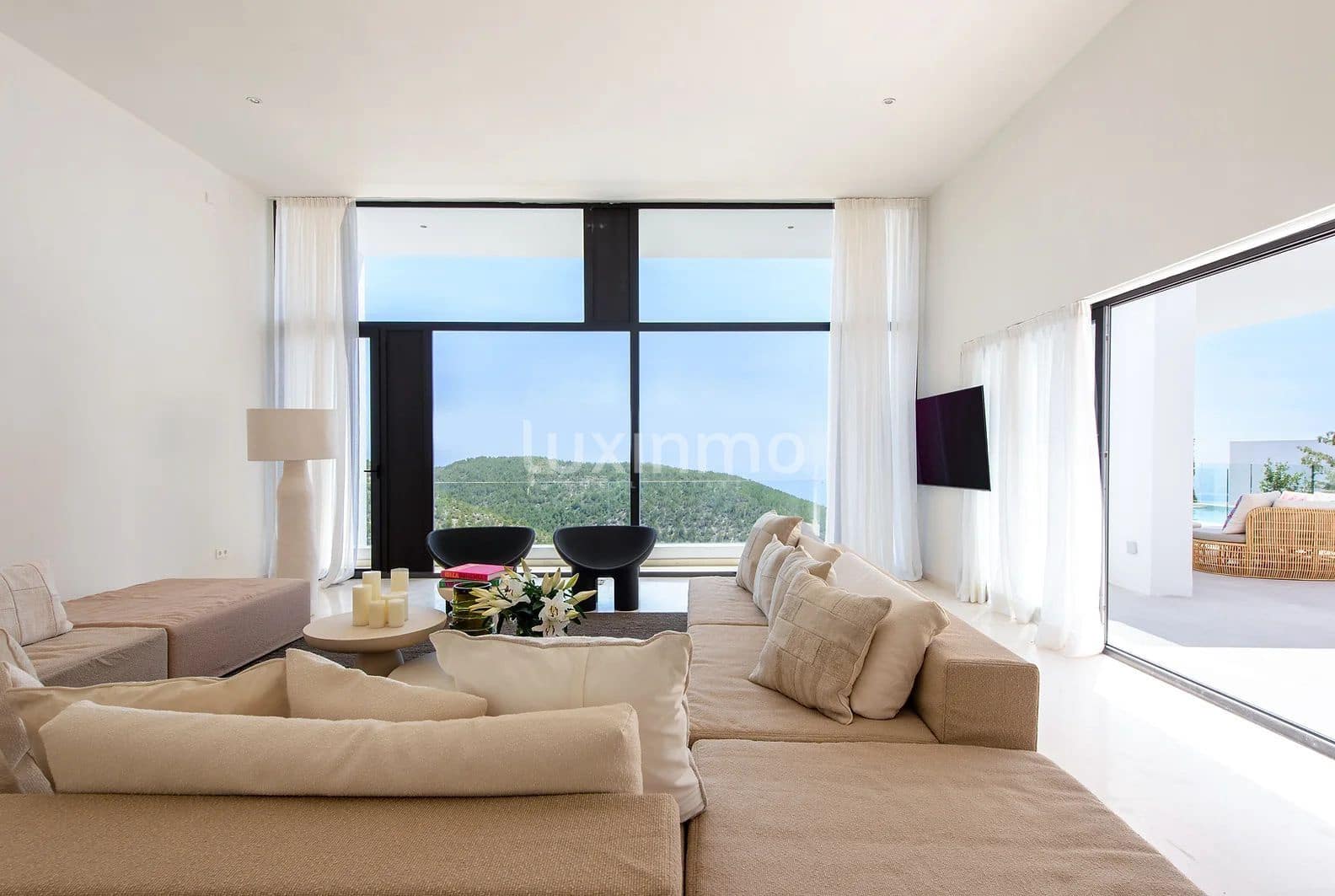 5 bedroom Villa for sale in Santa Eulalia / Santa Eularia with pool garage - € 5,900,000 (Ref: 9517932)