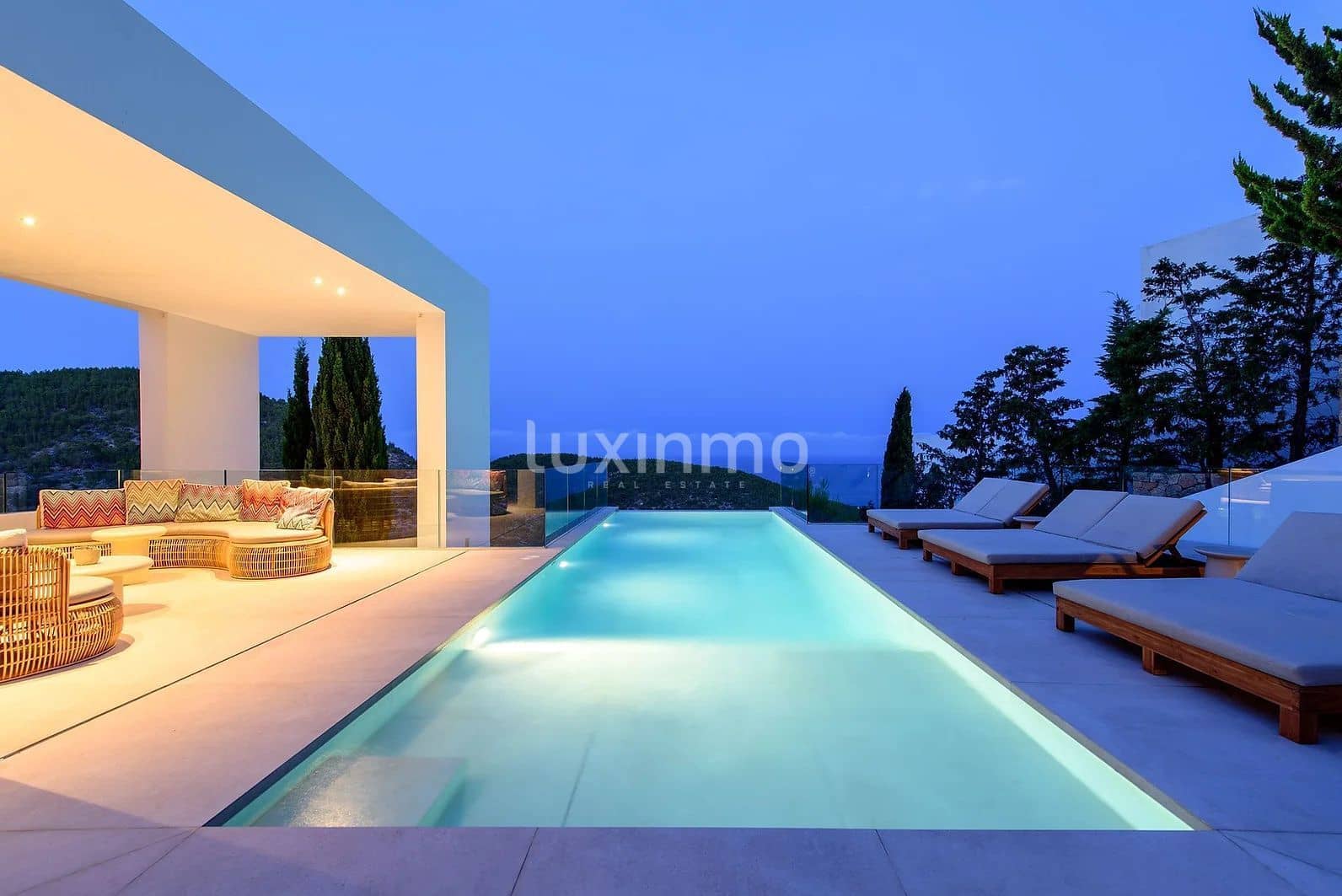 5 bedroom Villa for sale in Santa Eulalia / Santa Eularia with pool garage - € 5,900,000 (Ref: 9517932)