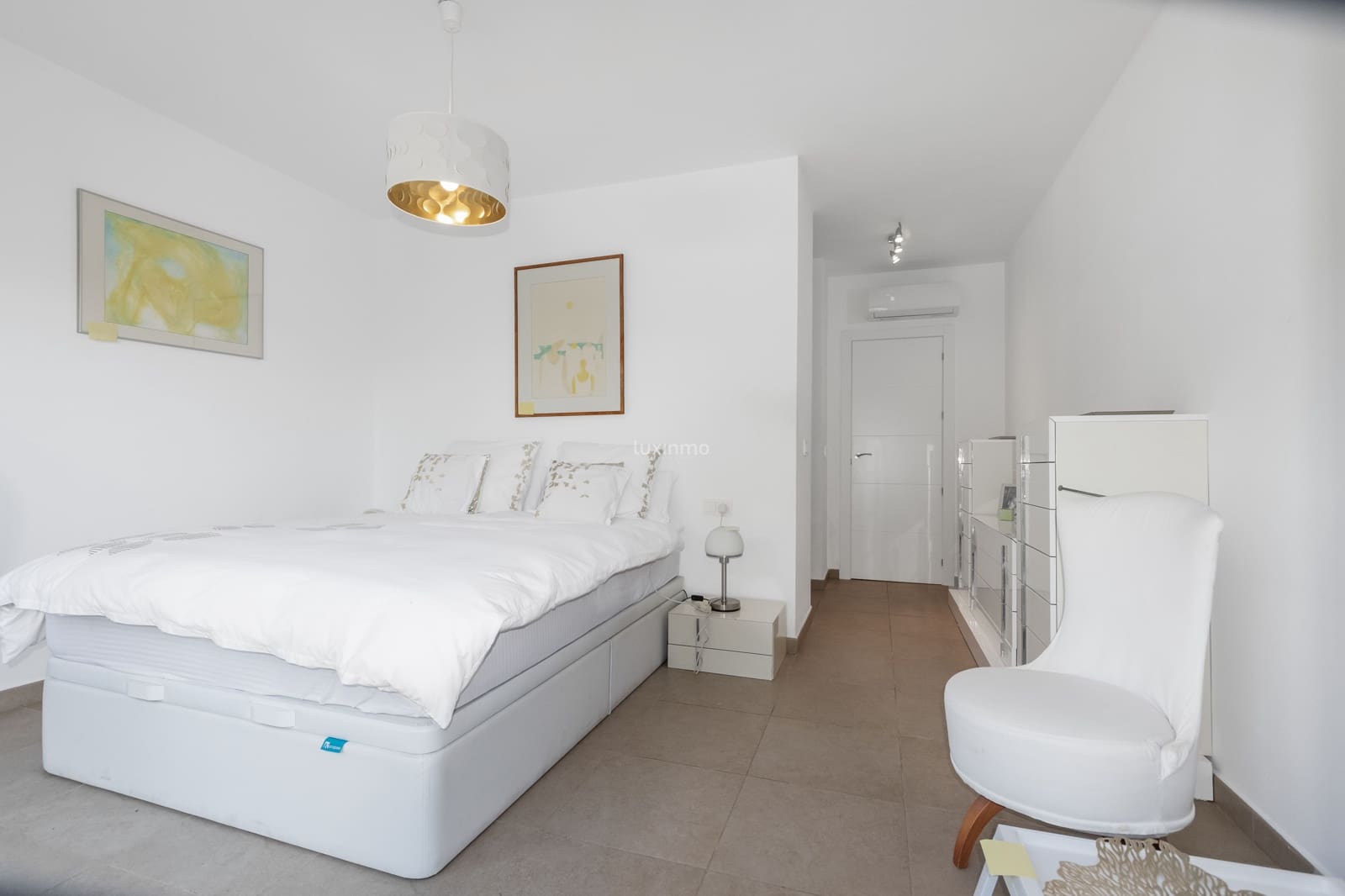 3 slaapkamer Villa te huur in Alfaz del Pi / L'Alfas del Pi met zwembad garage - € 2.650 (Ref: 9518020)