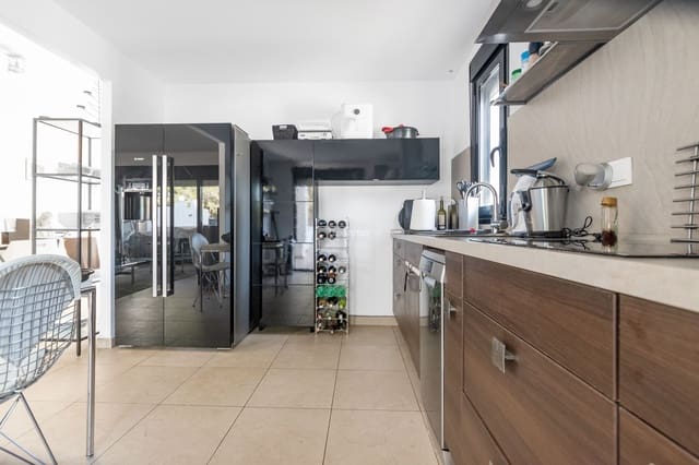 3 slaapkamer Villa te huur in Alfaz del Pi / L'Alfàs del Pi met zwembad garage - € 2.650 (Ref: 9518020)
