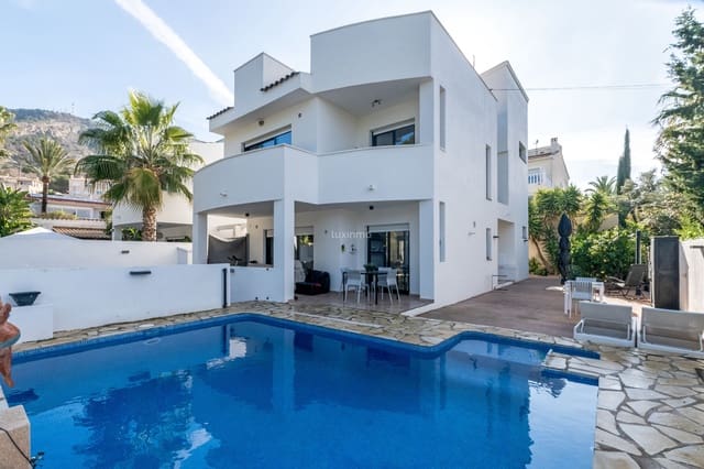 3 slaapkamer Villa te huur in Alfaz del Pi / L'Alfàs del Pi met zwembad garage - € 2.650 (Ref: 9518020)