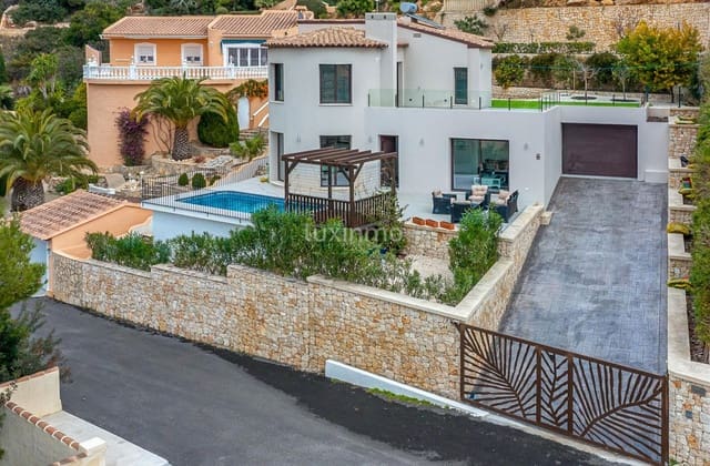 4 sovrum Villa till salu i Benitachell / Benitatxell med pool garage - 749 000 € (Ref: 9518362)