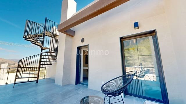 Casa de 3 habitaciones en Polop en venta con piscina garaje - 488.125 € (Ref: 9518372)