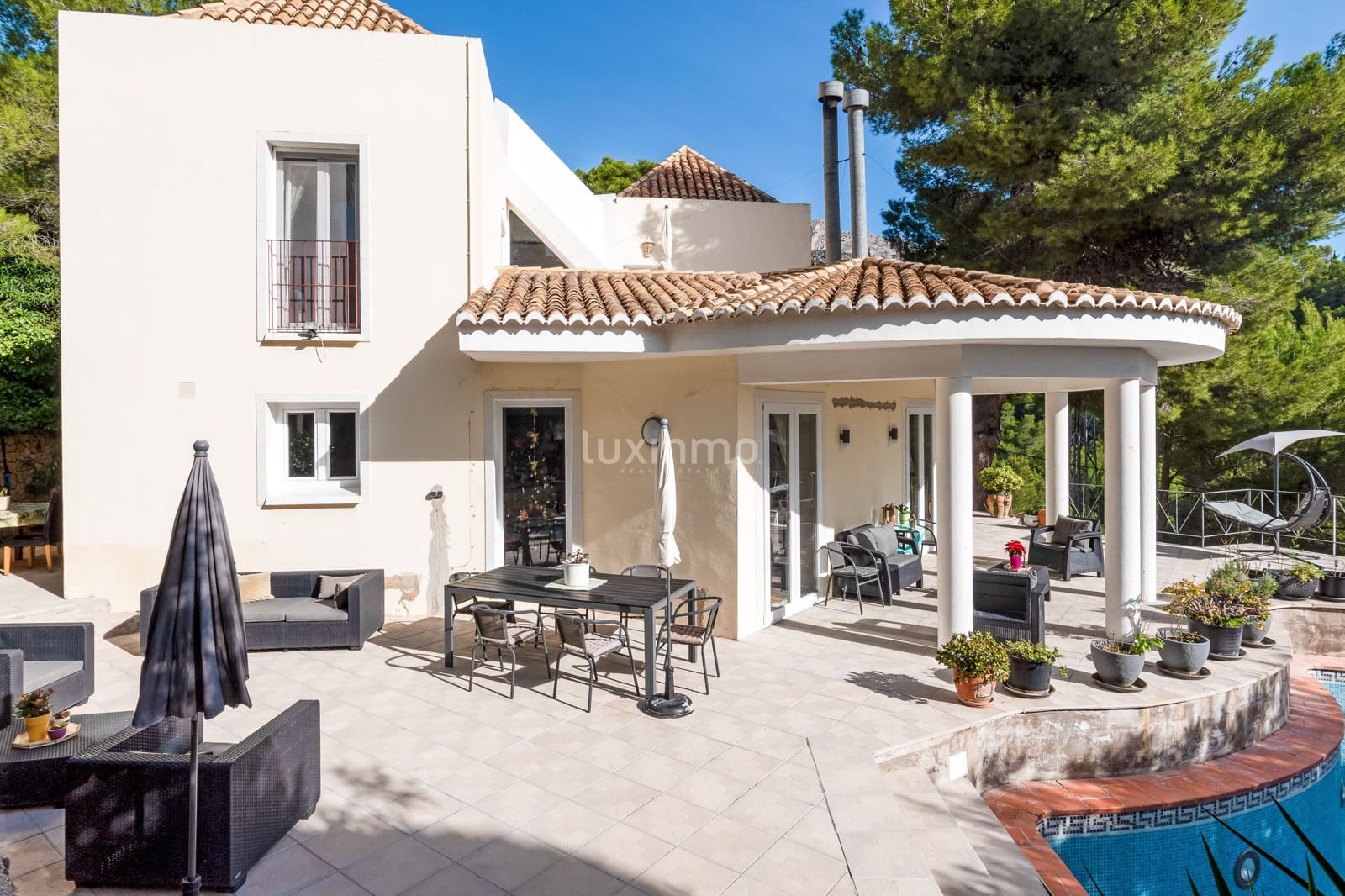 3 bedroom Villa for sale in Altea with pool garage - € 525,000 (Ref: 9520627)