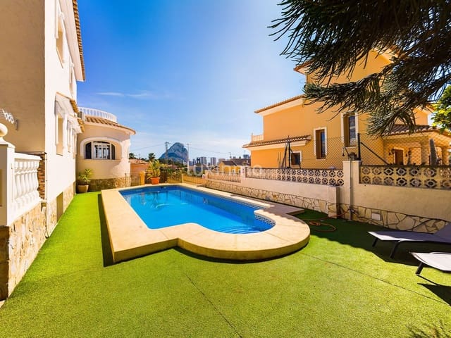 5 soverom Villa til salgs i Calpe / Calp med svømmebasseng garasje - € 675 000 (Ref: 9521177)