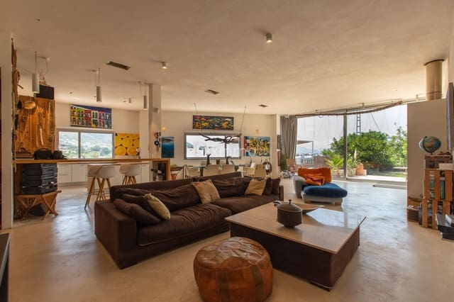 2 sovrum Villa till salu i Dénia med pool garage - 945 000 € (Ref: 9521178)