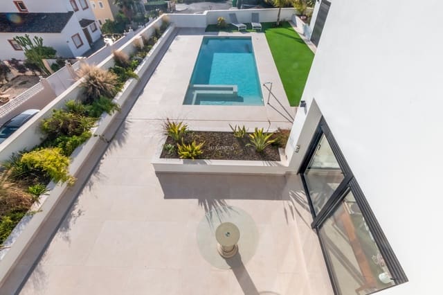 4 bedroom Villa for rent in La Nucia with pool garage - € 5,500 (Ref: 9523479)