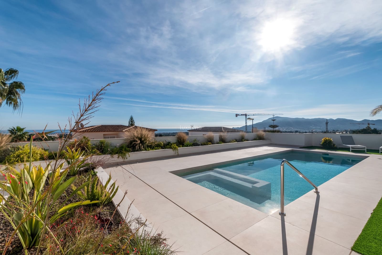 4 bedroom Villa for rent in La Nucia with pool garage - € 5,500 (Ref: 9523479)