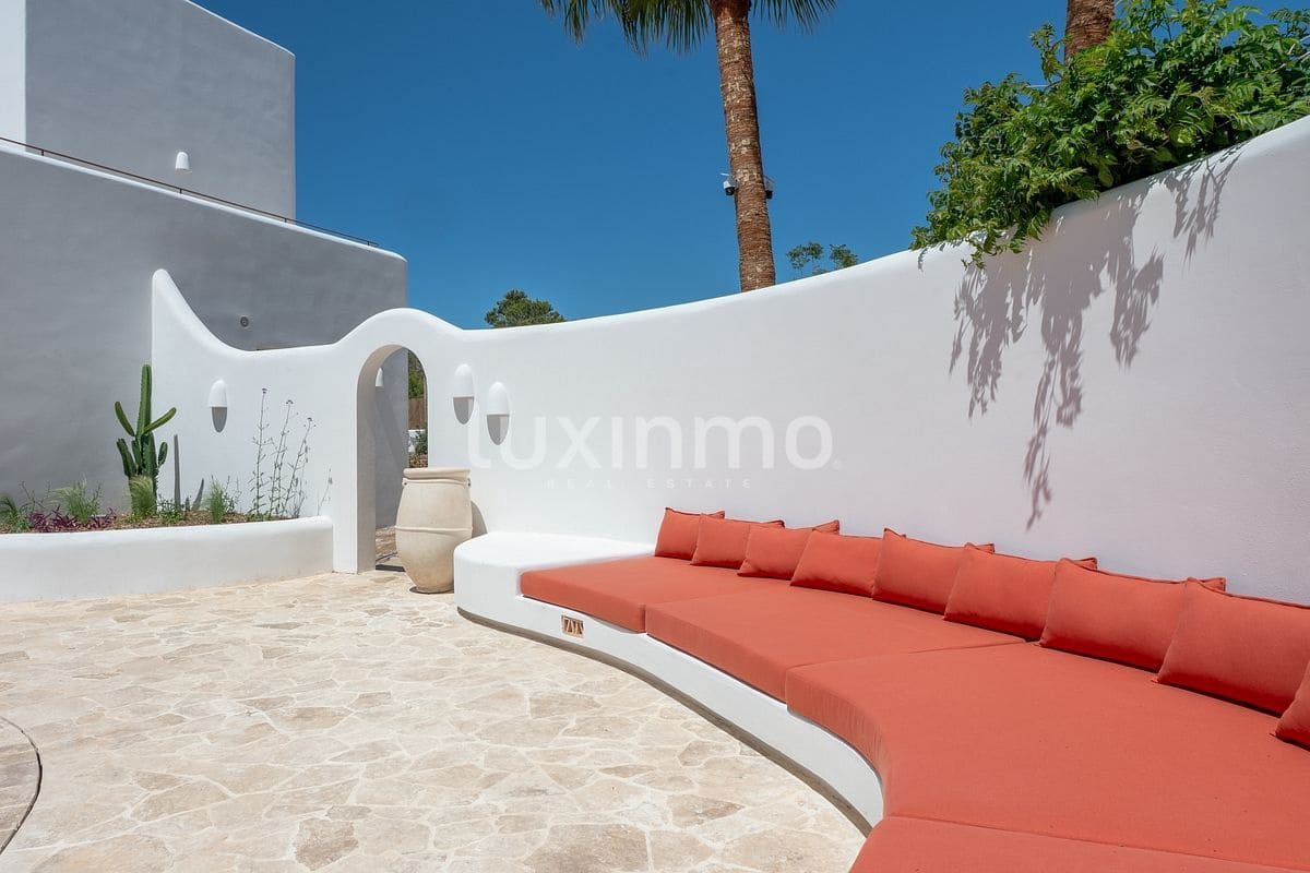 6 soveværelse Villa til salg i Sant Antoni de Portmany med swimmingpool - € 6.900.000 (Ref: 9525703)