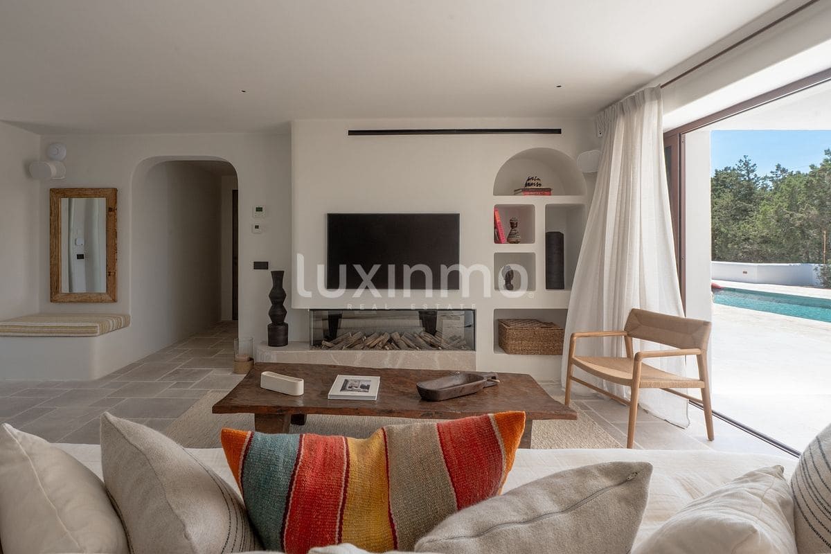 6 soveværelse Villa til salg i Sant Antoni de Portmany med swimmingpool - € 6.900.000 (Ref: 9525703)