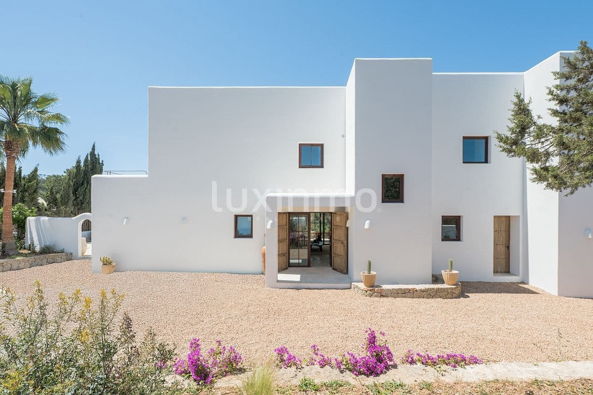 6 soveværelse Villa til salg i Sant Antoni de Portmany med swimmingpool - € 6.900.000 (Ref: 9525703)