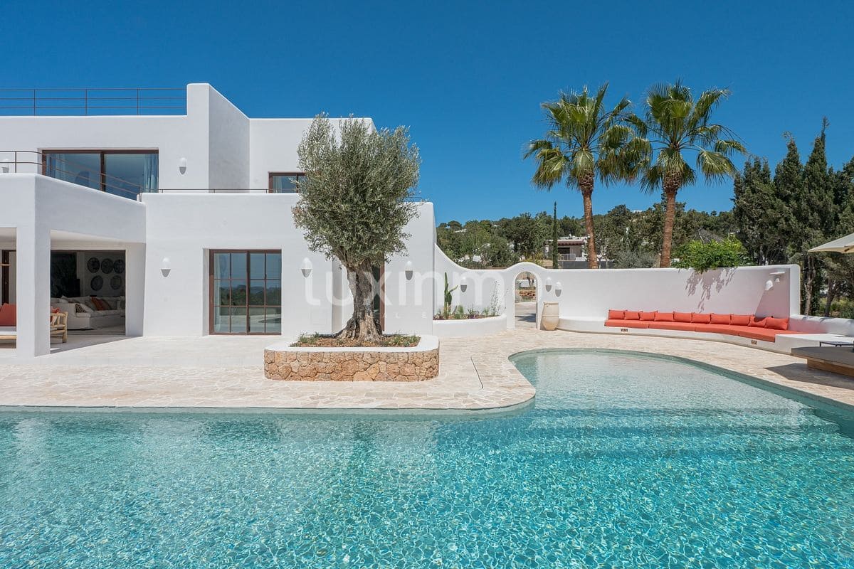 6 soveværelse Villa til salg i Sant Antoni de Portmany med swimmingpool - € 6.900.000 (Ref: 9525703)