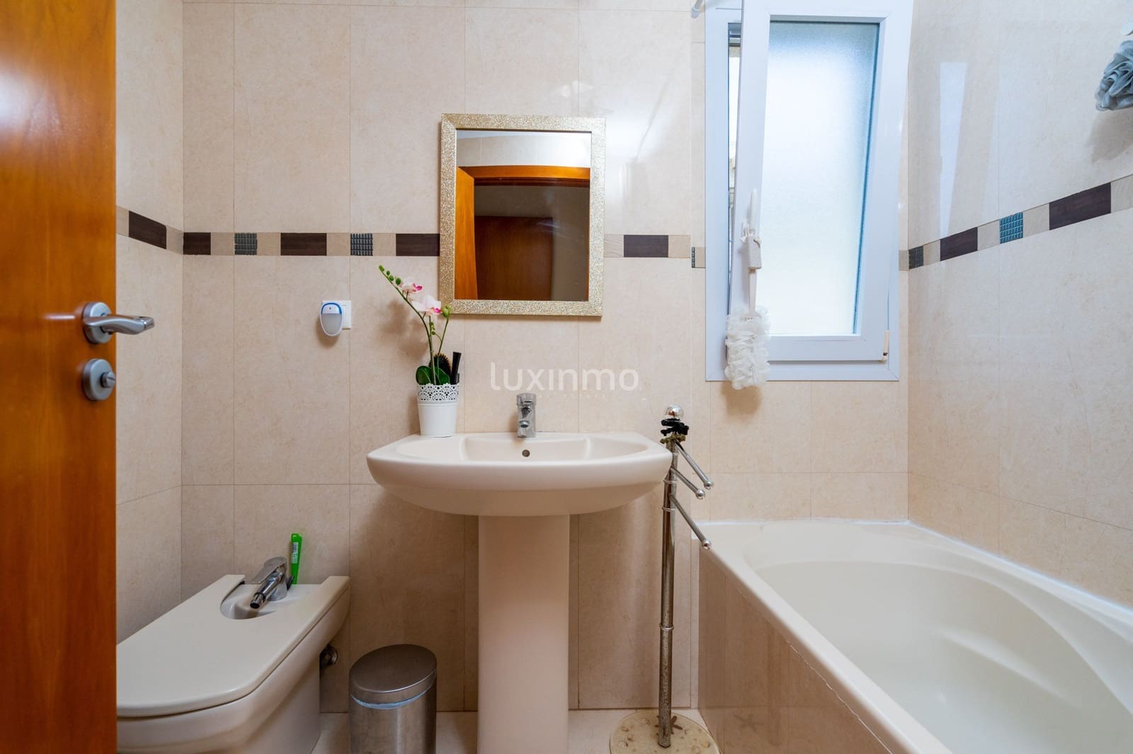 4 slaapkamer Villa te koop in Teulada met zwembad garage - € 460.000 (Ref: 9526012)