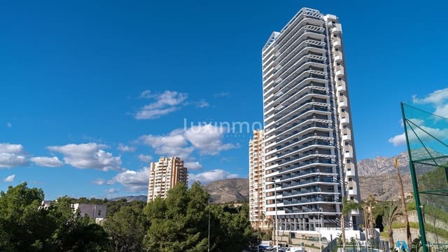 3 soverom Penthouse til salgs i Benidorm med svømmebasseng garasje - € 800 000 (Ref: 9526015)