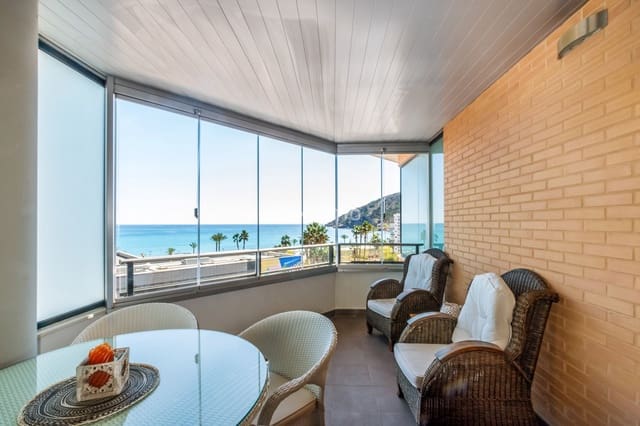 Ático de 1 habitación en Alfaz del Pi / L'Alfàs del Pi en venta con piscina garaje - 426.000 € (Ref: 9535463)