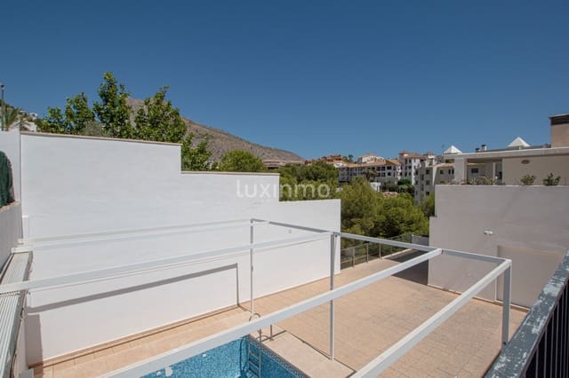 5 chambre Villa/Maison Mitoyenne à vendre à Altea avec piscine garage - 540 000 € (Ref: 9537143)