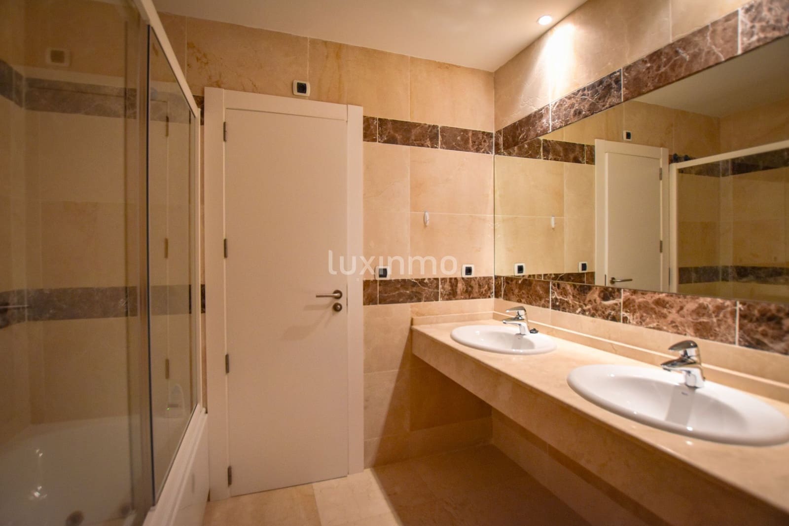 5 chambre Villa/Maison Mitoyenne à vendre à Altea avec piscine garage - 540 000 € (Ref: 9537143)