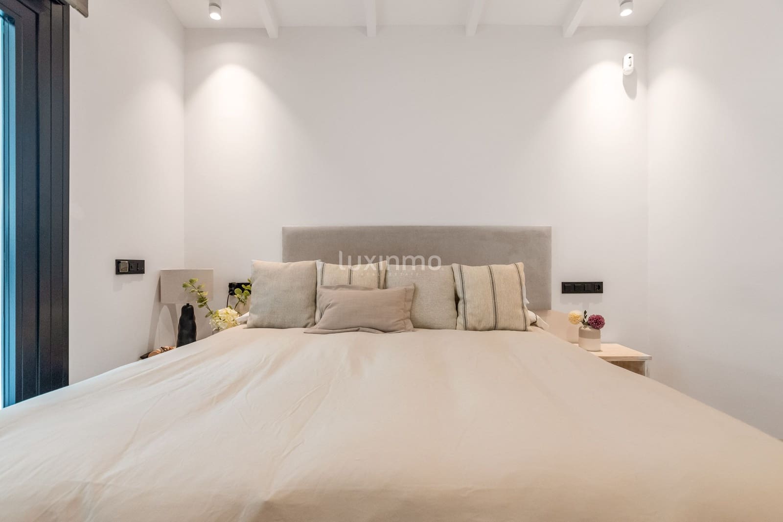 Chalet de 3 habitaciones en Alfaz del Pi / L'Alfàs del Pi en venta con piscina garaje - 875.000 € (Ref: 9537157)