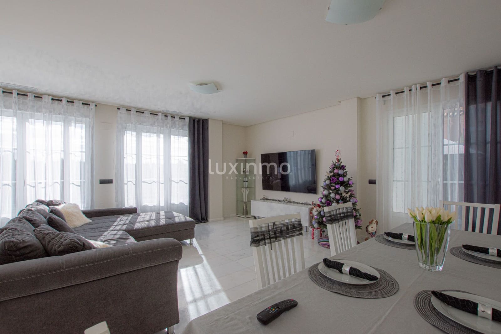 5 slaapkamer Villa te koop in Finestrat met zwembad garage - € 810.000 (Ref: 9537159)