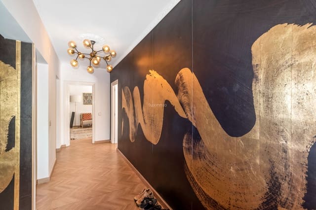 Villa/Maison de 3 chambres à louer à La Nucia avec piscine garage - 3 500 € (Ref: 9539467)