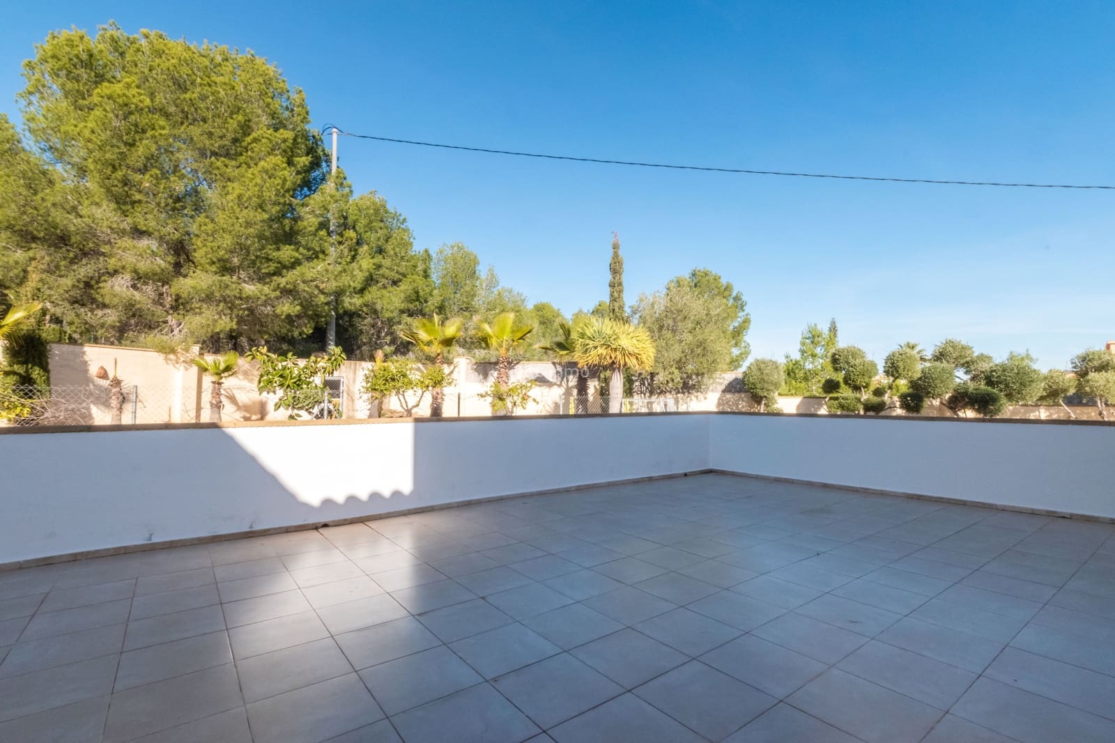 Villa/Maison de 5 chambres à louer à La Nucia avec piscine garage - 5 000 € (Ref: 9539468)