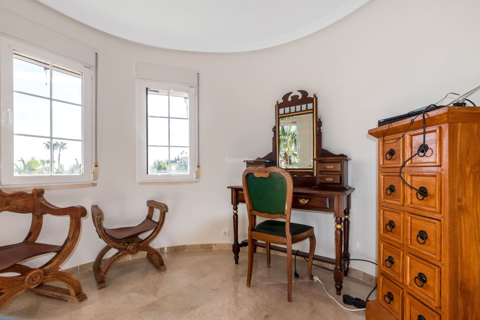 Villa/Maison de 5 chambres à louer à La Nucia avec piscine garage - 5 000 € (Ref: 9539468)