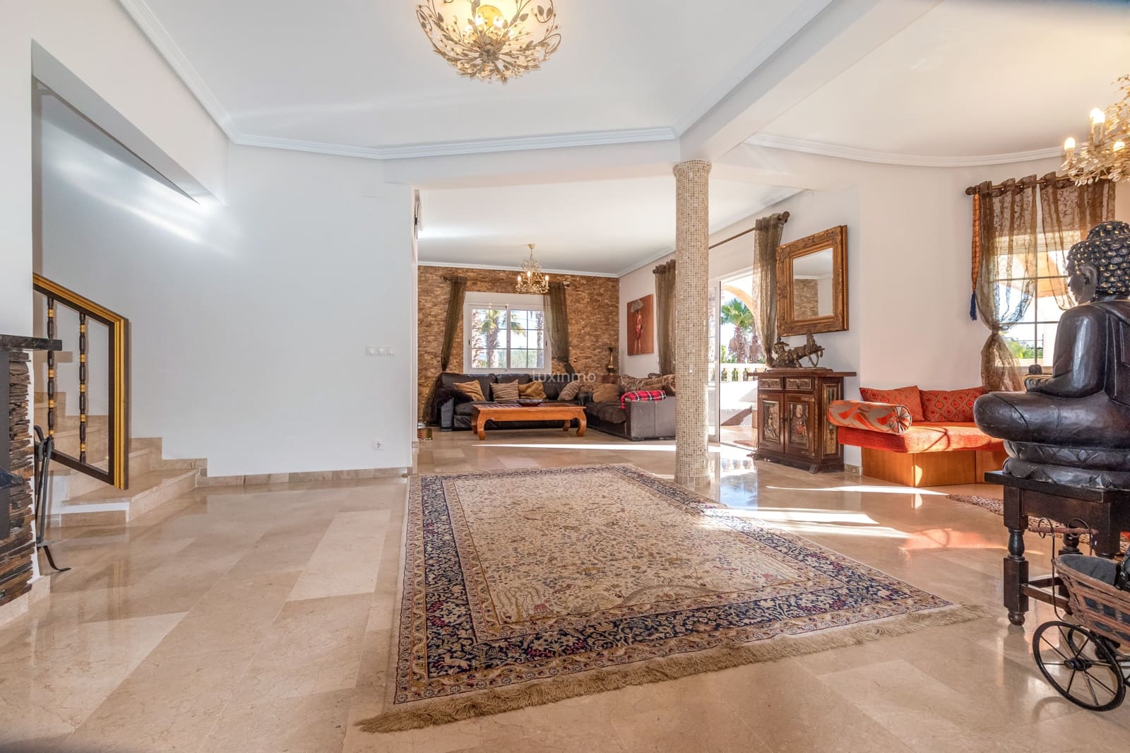 Villa/Maison de 5 chambres à louer à La Nucia avec piscine garage - 5 000 € (Ref: 9539468)