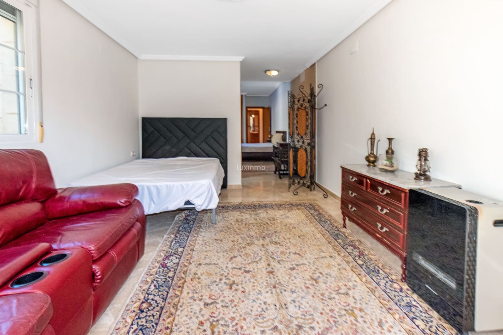 Villa/Maison de 5 chambres à louer à La Nucia avec piscine garage - 5 000 € (Ref: 9539468)