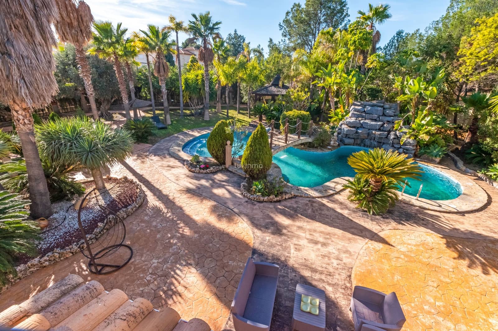 Villa/Maison de 5 chambres à louer à La Nucia avec piscine garage - 5 000 € (Ref: 9539468)