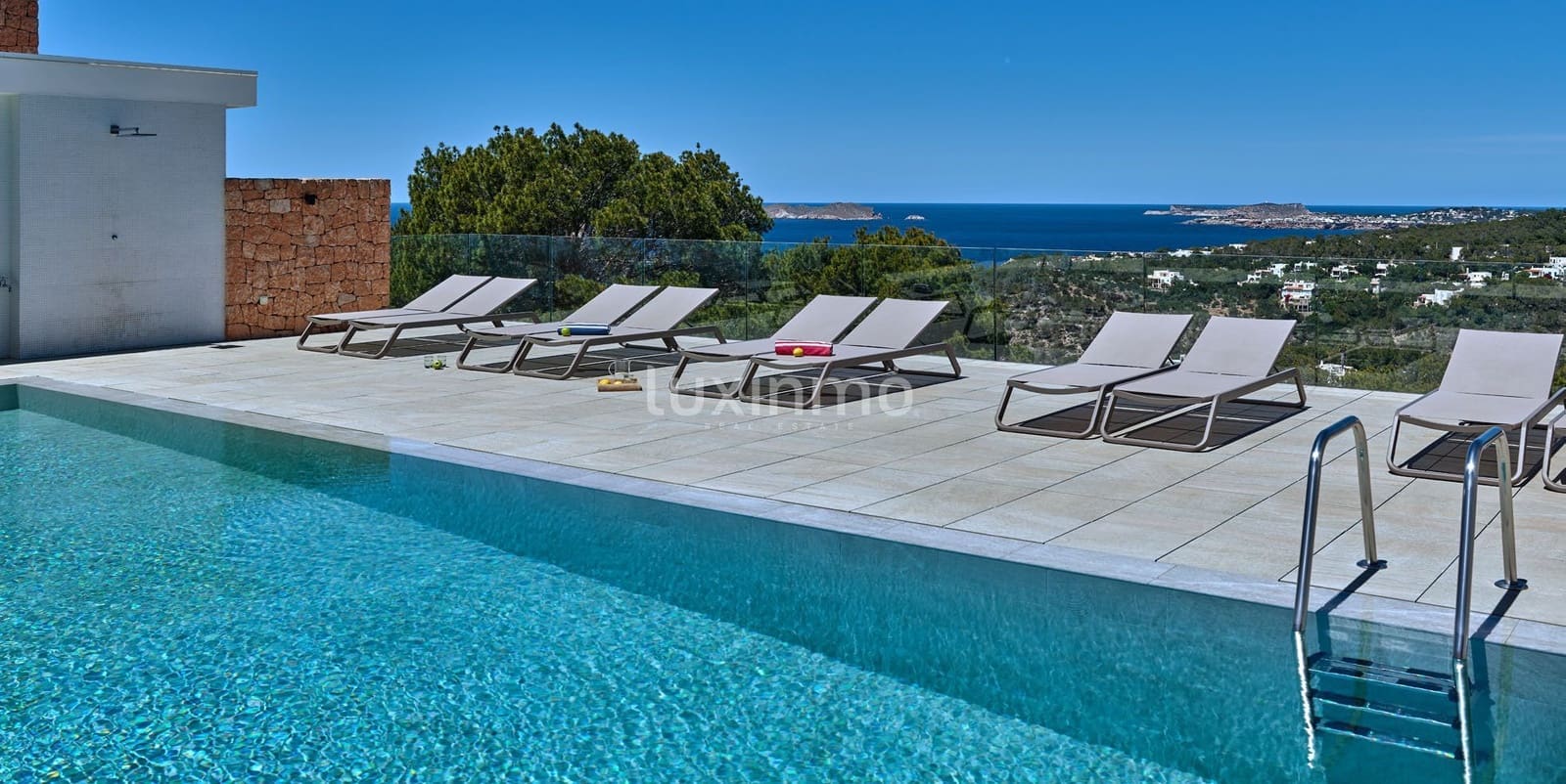 2 soverom Leilighet til salgs i San Jose / Sant Josep de Sa Talaia med svømmebasseng garasje - € 775 000 (Ref: 9540625)