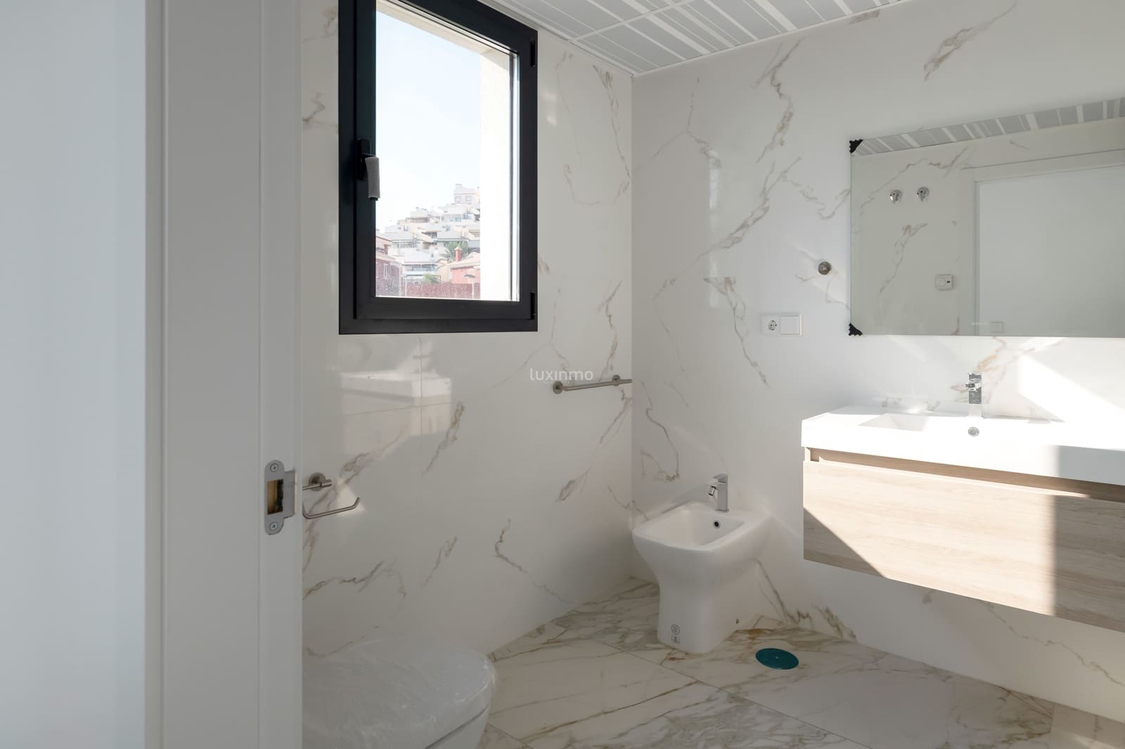 4 quarto Moradia para venda em Finestrat com piscina garagem - 920 000 € (Ref: 9554445)