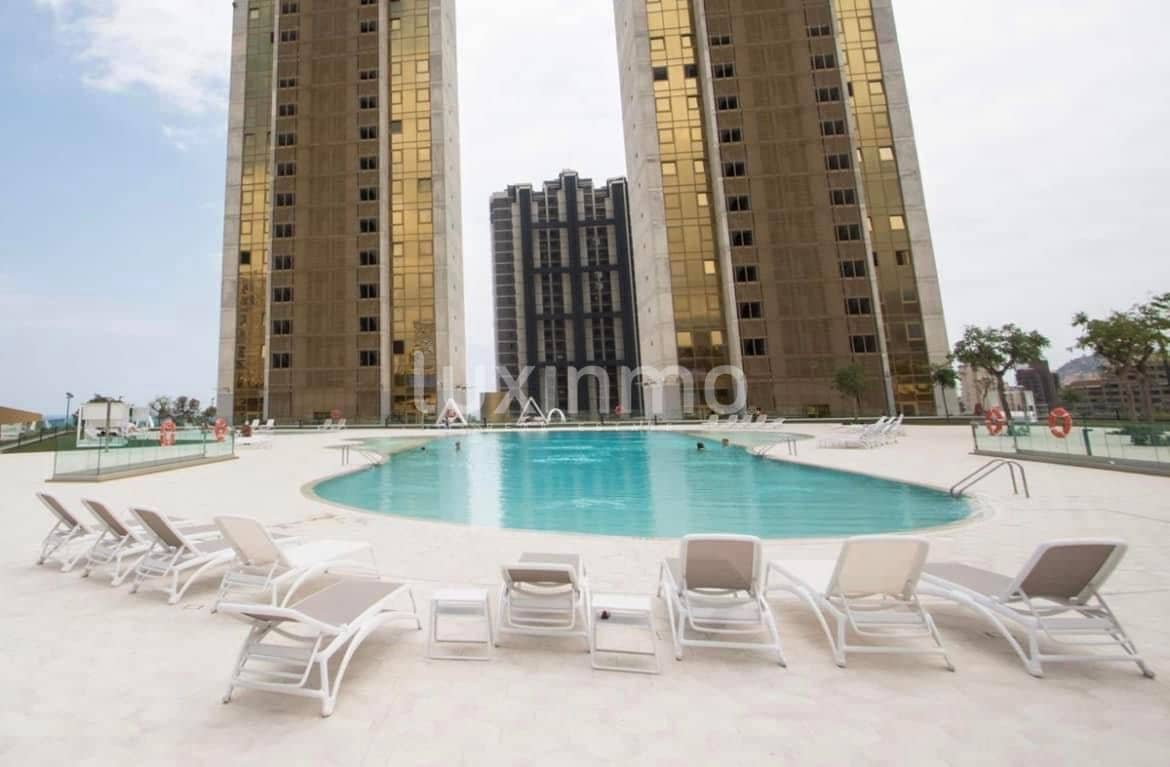 2 sovrum Lägenhet till salu i Benidorm med pool garage - 477 225 € (Ref: 9554448)