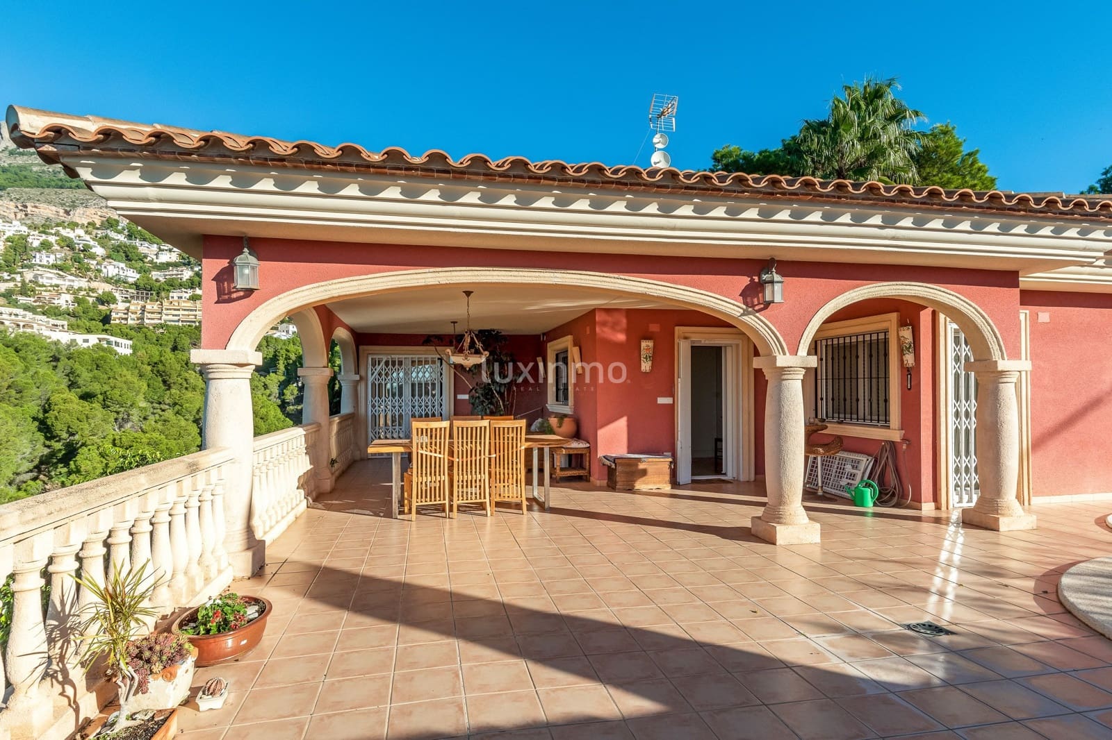 3 quarto Moradia para venda em Altea com piscina garagem - 791 000 € (Ref: 9557515)