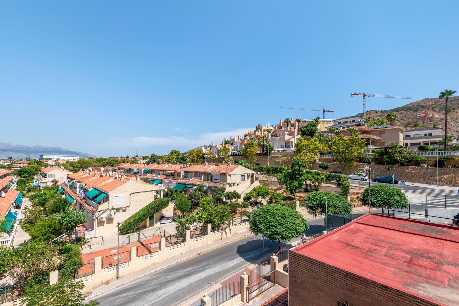 4 makuuhuone Huoneisto myytävänä paikassa Benidorm mukana uima-altaan - 369 000 € (Ref: 9558408)