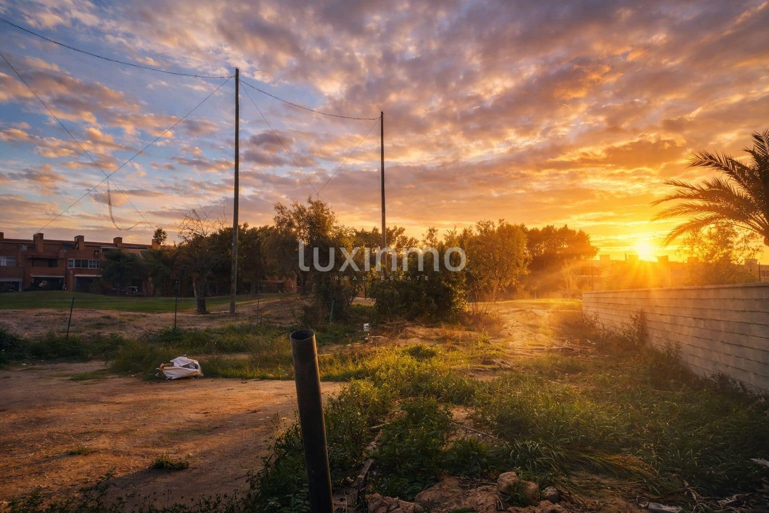 Grunde uden byggetilladelser til salg i Alicante by - € 450.000 (Ref: 9559342)