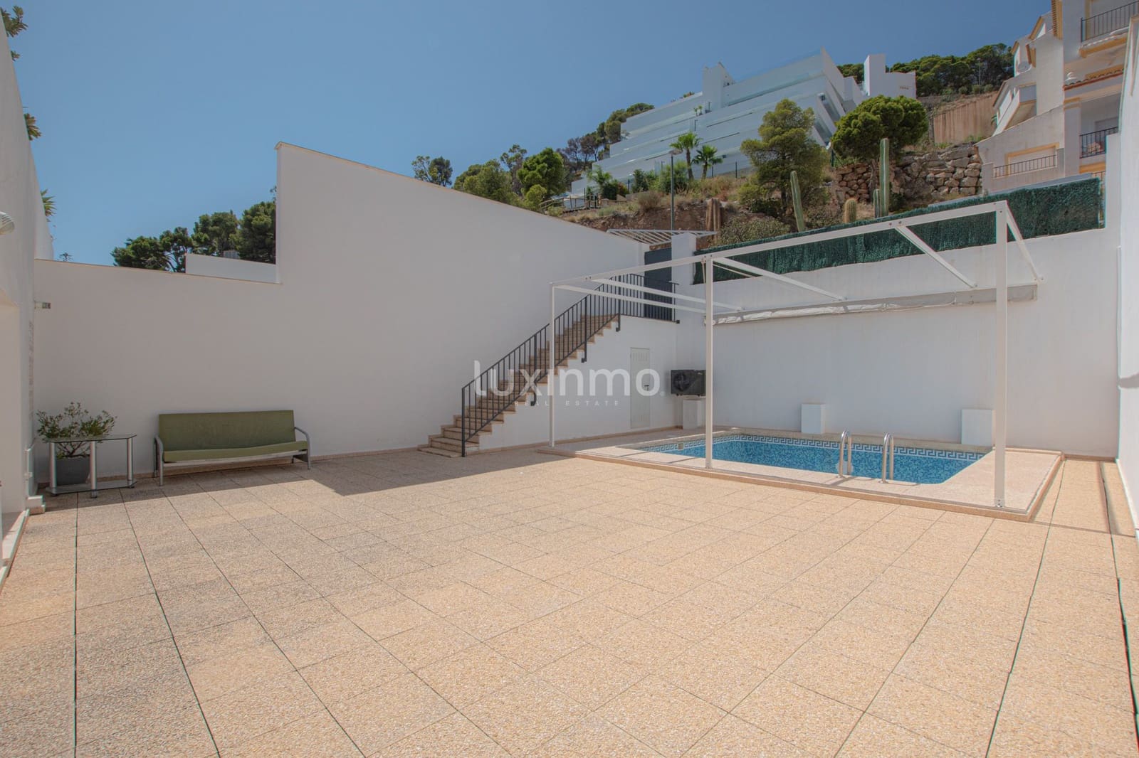 5 slaapkamer Rijtjeshuis te koop in Altea met zwembad garage - € 540.000 (Ref: 9560767)