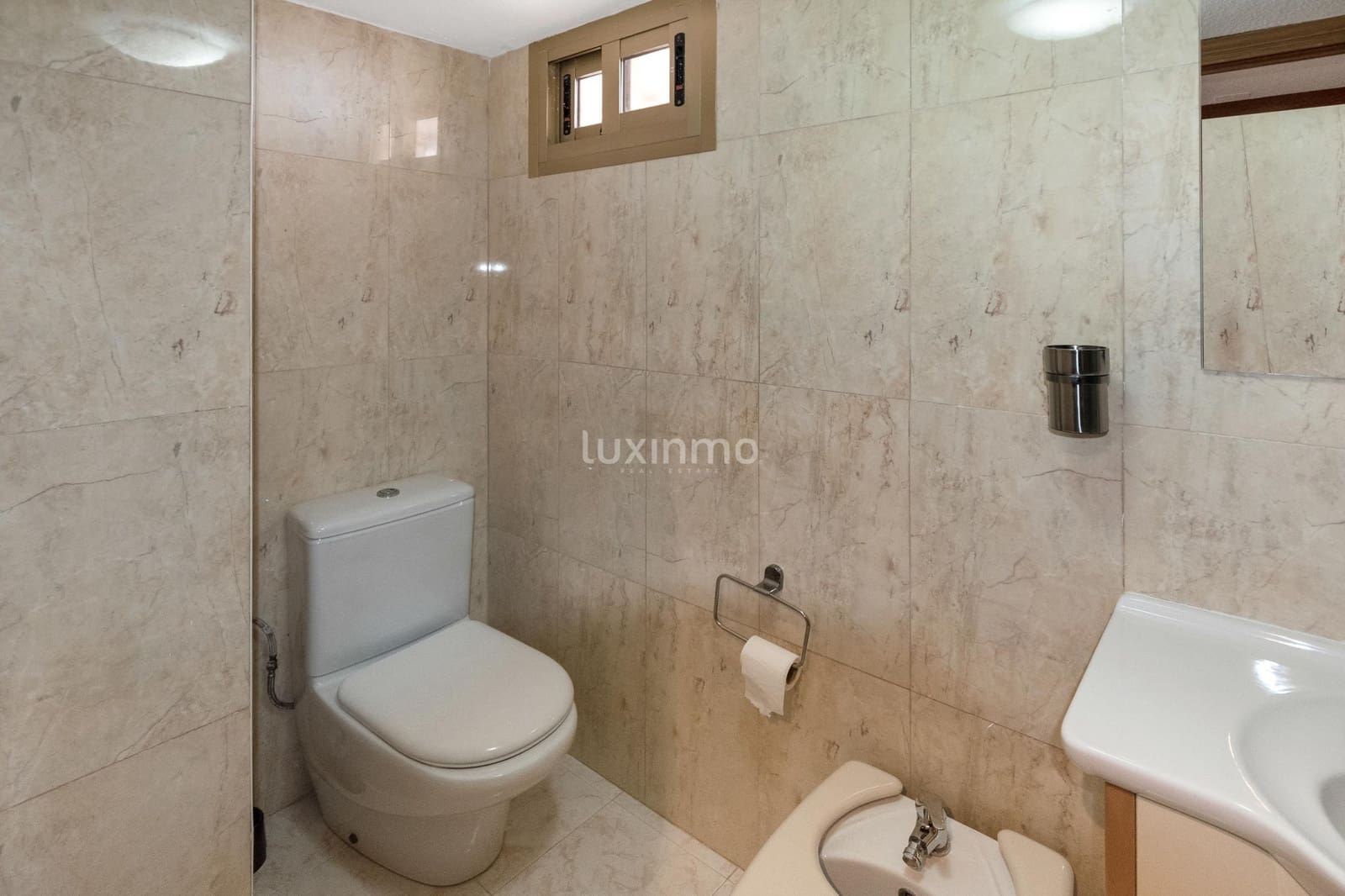 4 soveværelse Lejlighed til salg i Benidorm med swimmingpool garage - € 799.000 (Ref: 9564220)