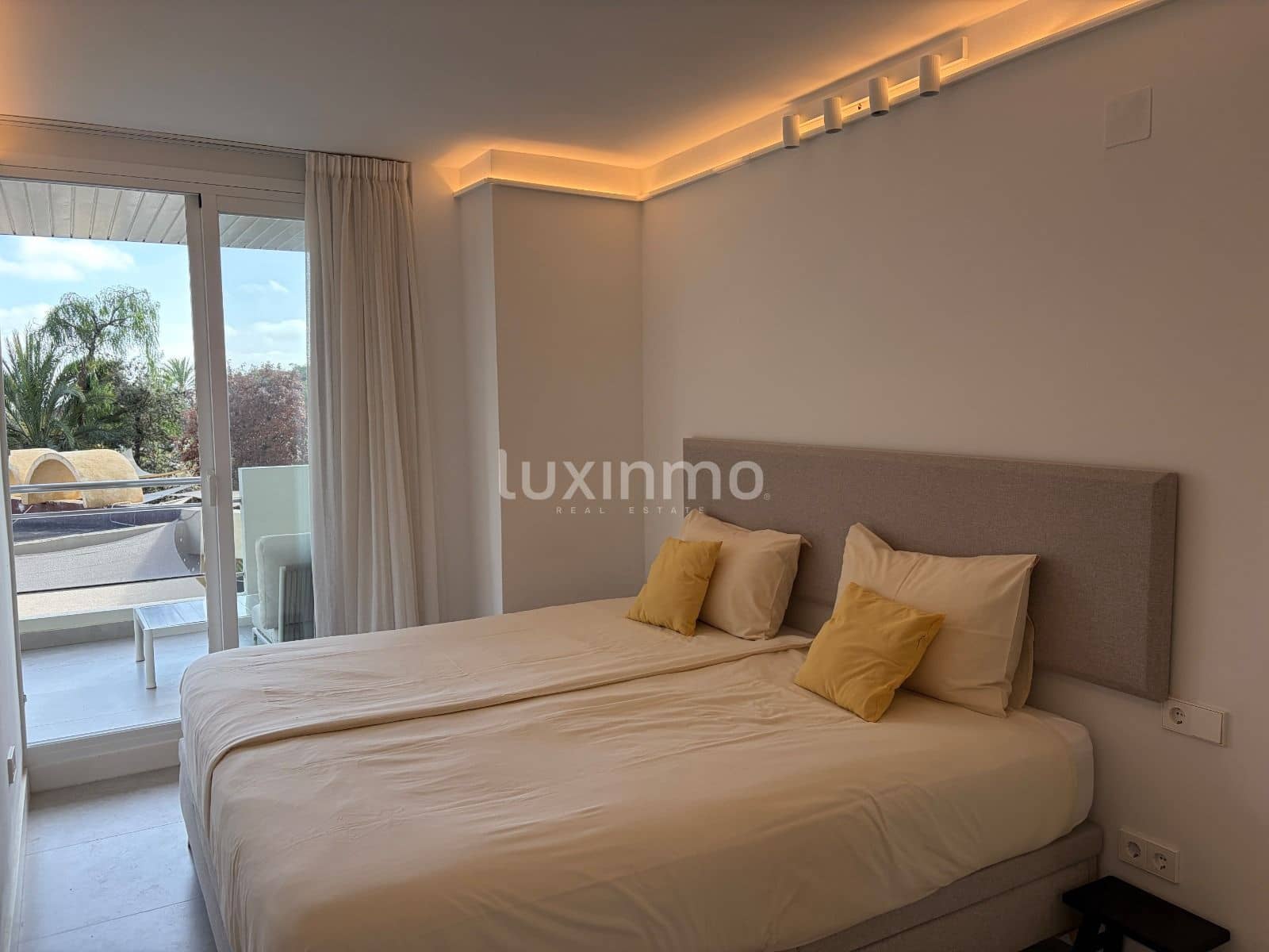 1 soverom Leilighet til salgs i Ibiza by med svømmebasseng - € 550 000 (Ref: 9573443)