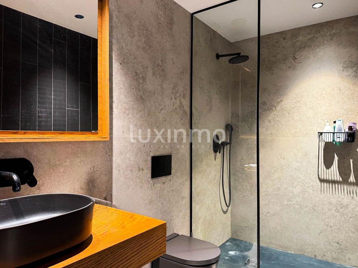 5 soveværelse Villa til leje i La Nucia med swimmingpool garage - € 8.000 (Ref: 9573680)