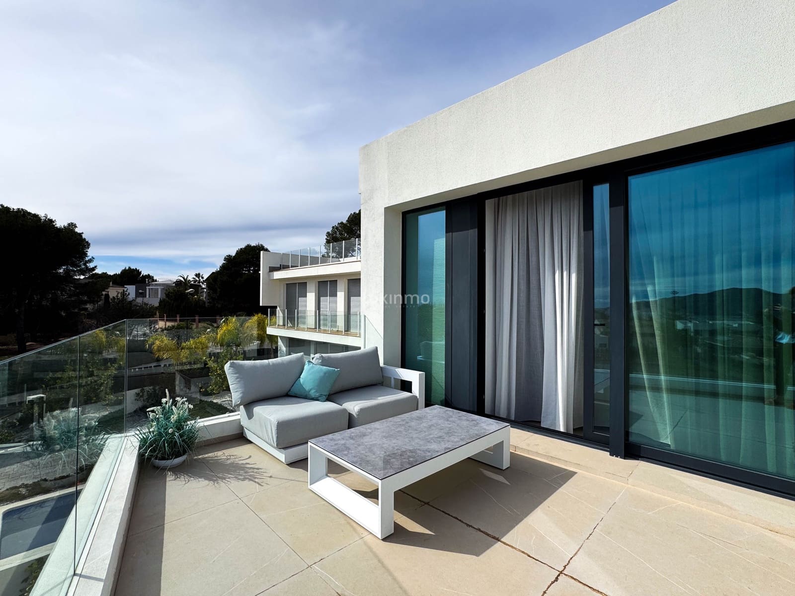 5 soveværelse Villa til leje i La Nucia med swimmingpool garage - € 8.000 (Ref: 9573680)