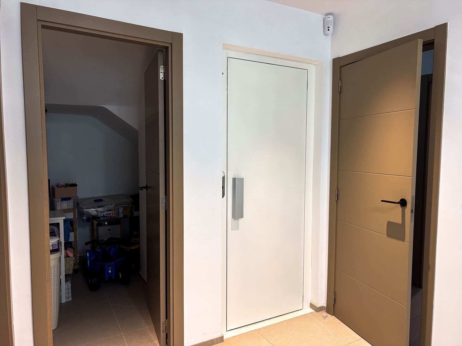 5 soveværelse Villa til leje i La Nucia med swimmingpool garage - € 8.000 (Ref: 9573680)