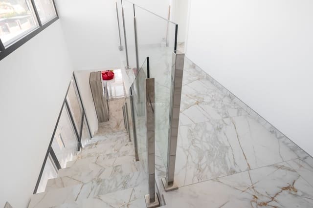 4 sovrum Villa till salu i Finestrat med pool garage - 920 000 € (Ref: 9573731)