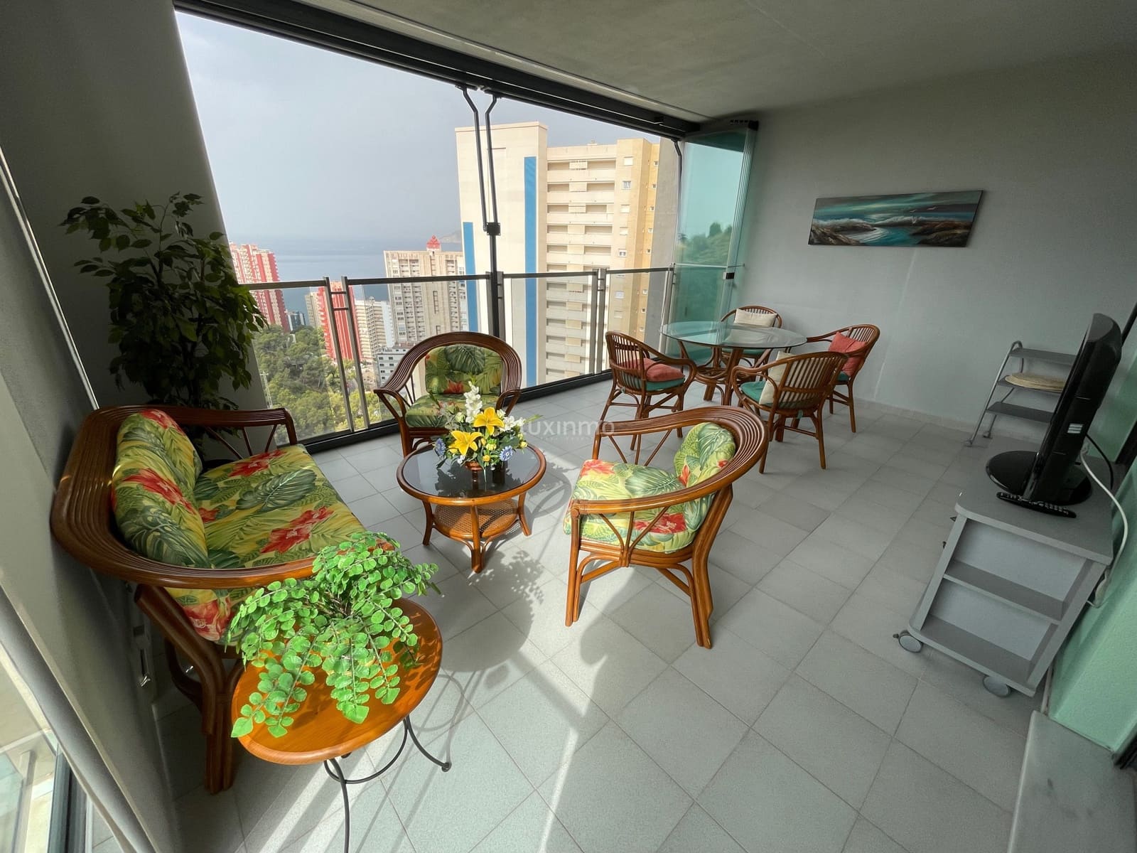 2 soveværelse Lejlighed til salg i Benidorm med swimmingpool garage - € 329.000 (Ref: 9573738)