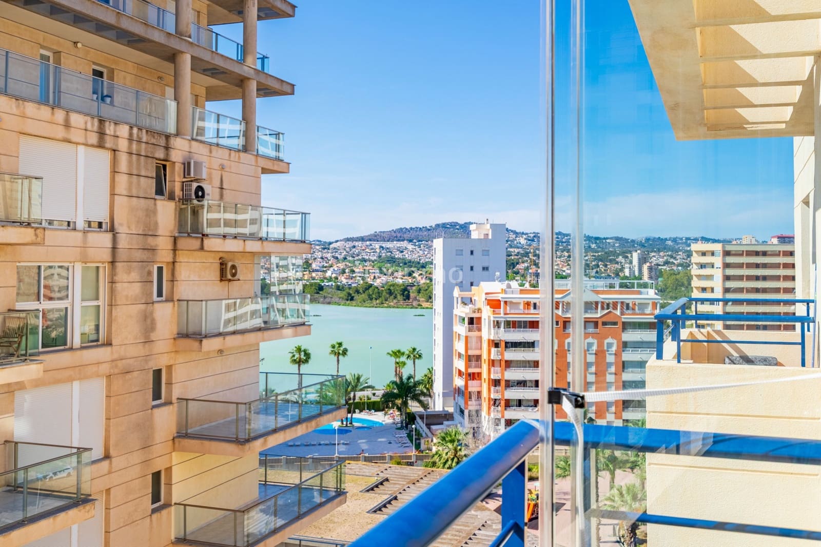 2 sovrum Lägenhet till salu i Calpe / Calp med pool - 490 000 € (Ref: 9573753)