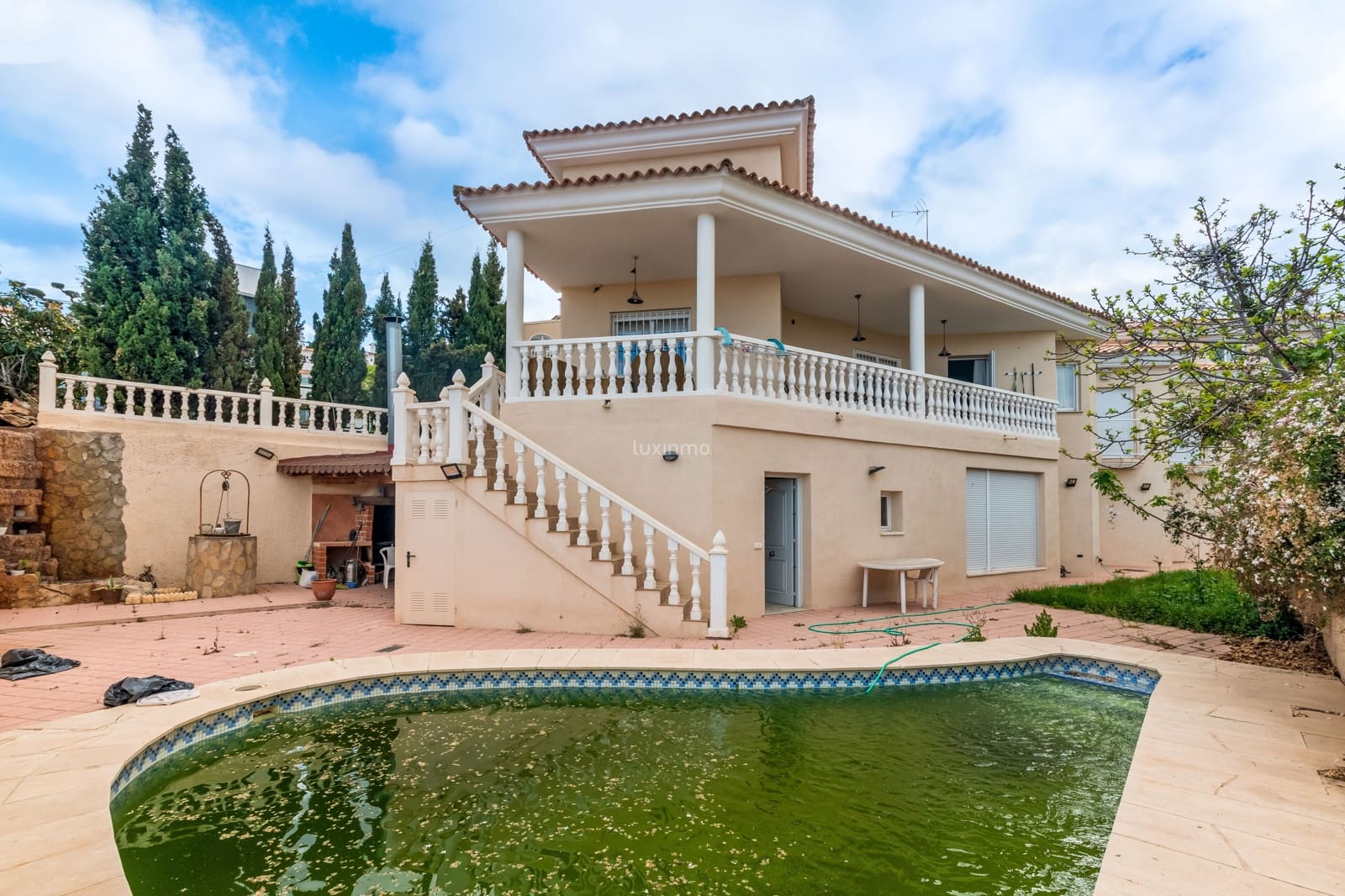 Chalet de 5 habitaciones en Alfaz del Pi / L'Alfàs del Pi en venta con piscina garaje - 588.000 € (Ref: 9573766)