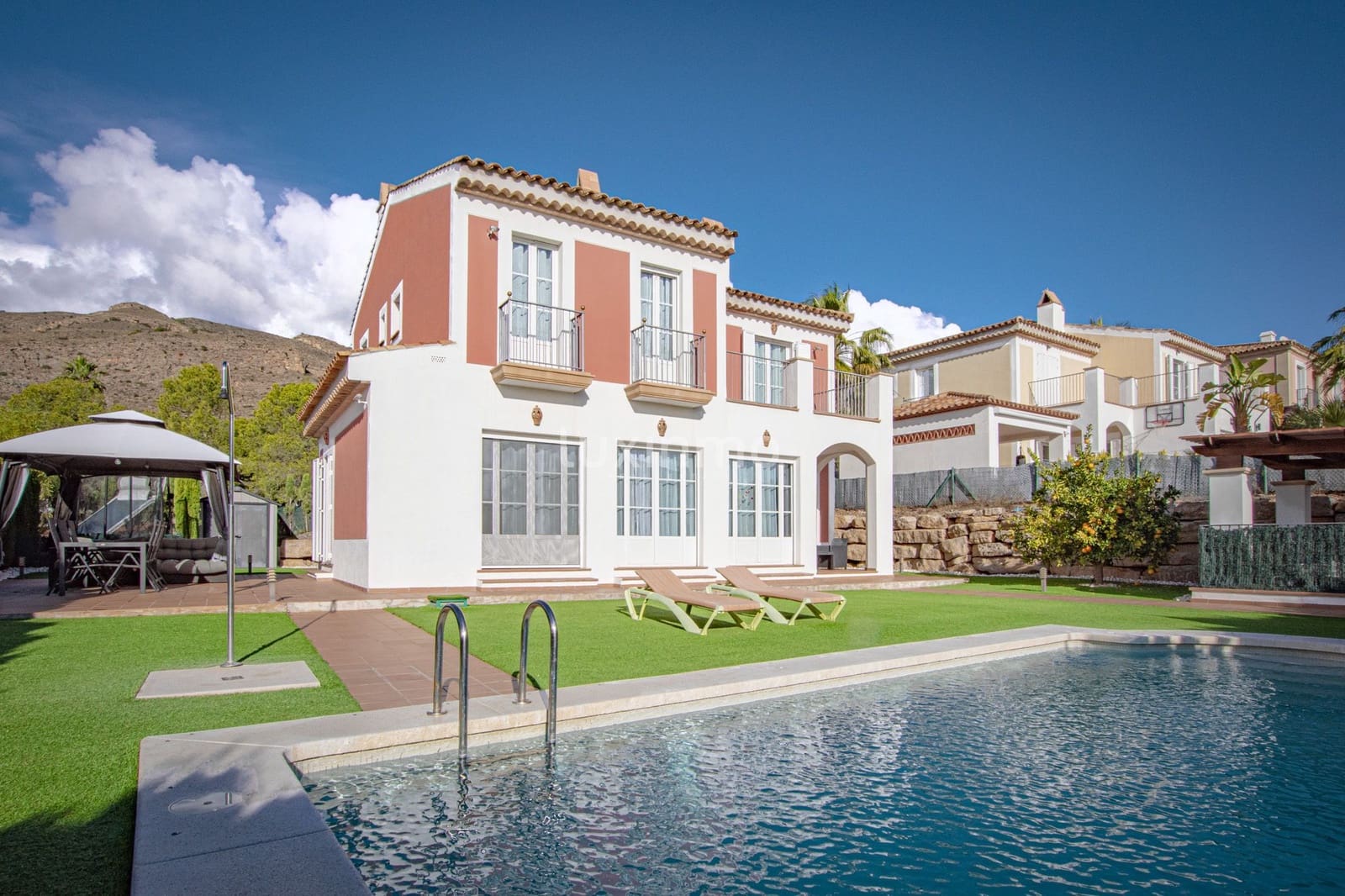 5 sovrum Villa till salu i Finestrat med pool garage - 810 000 € (Ref: 9575499)