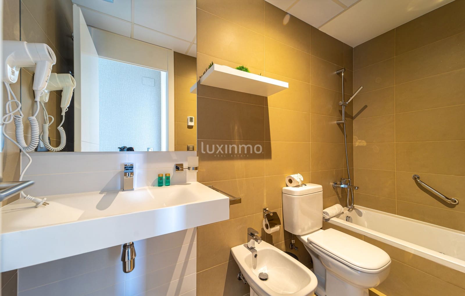 2 sovrum Lägenhet till salu i Benidorm med garage - 495 000 € (Ref: 9578318)