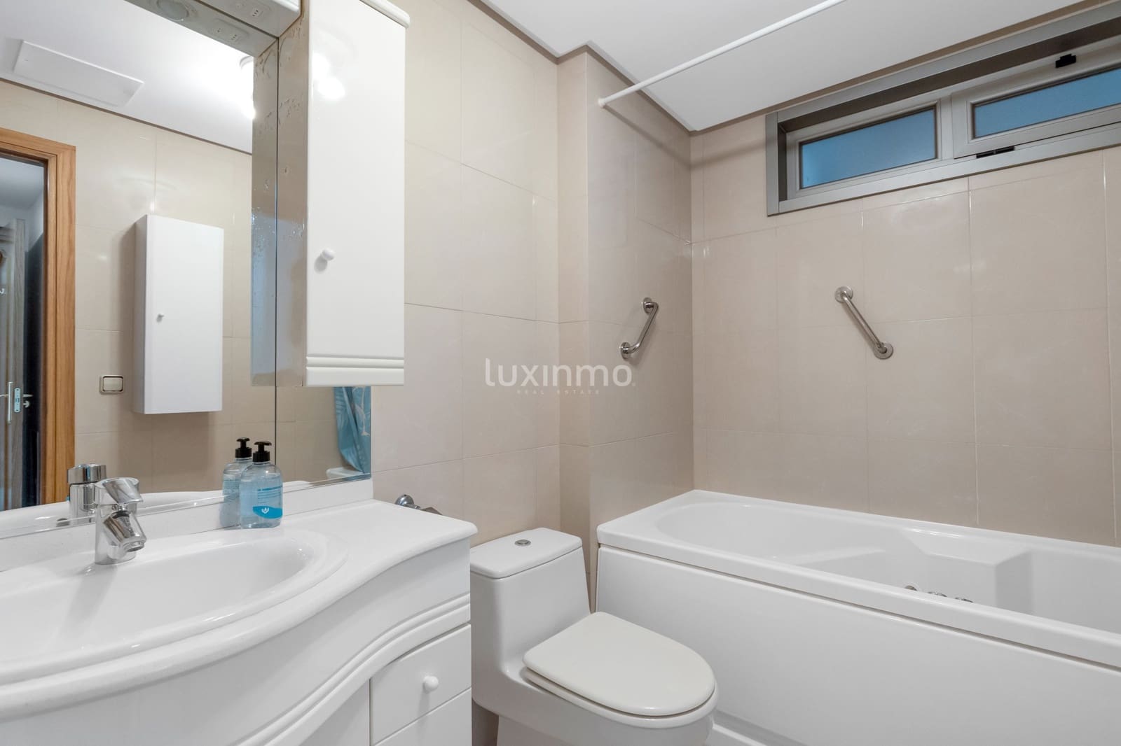 2 Zimmer Apartment zu verkaufen in La Villajoyosa / Vila Joiosa mit Pool Garage - 345.000 € (Ref: 9581448)