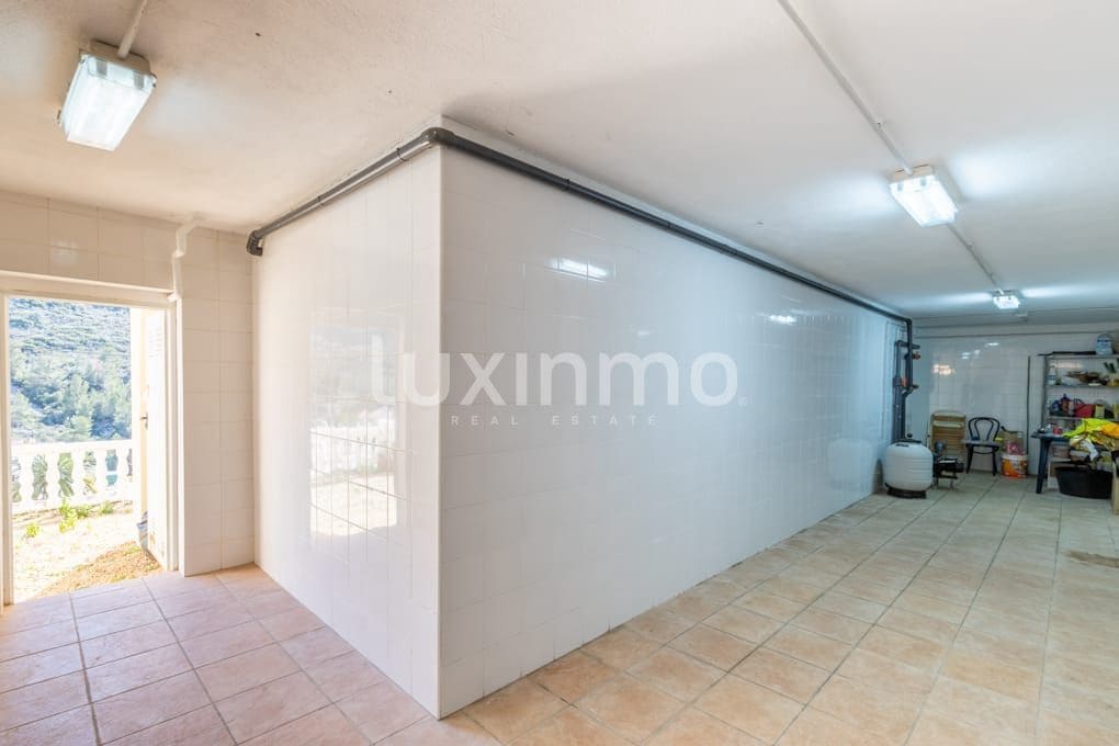 3 bedroom Villa for rent in Benitachell / Benitatxell with pool garage - € 2,200 (Ref: 9584450)