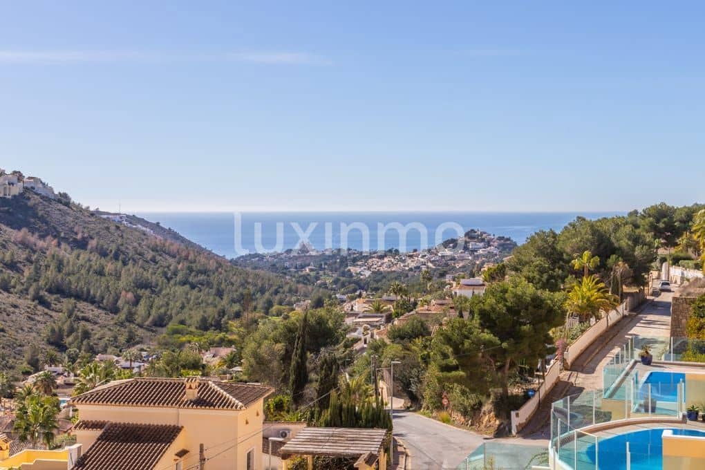 3 bedroom Villa for rent in Benitachell / Benitatxell with pool garage - € 2,200 (Ref: 9584450)